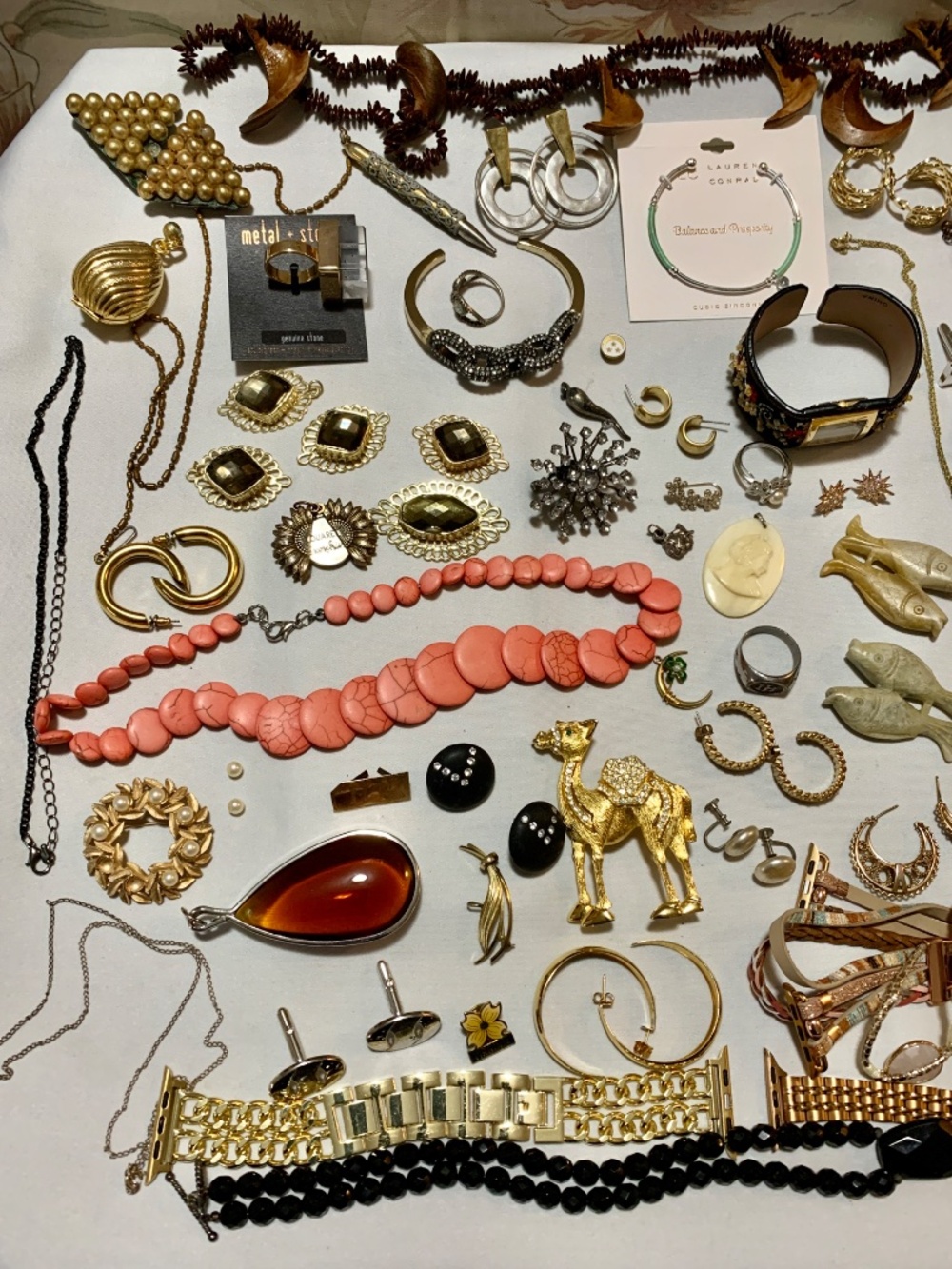 BIG Random Lot Vintage & Modern Costume Jewelry - wear, craft, play dress-up ... - Picture 2 of 5